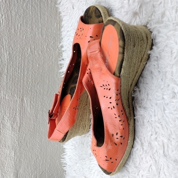 Easy Street Tangerine Faux Leather Cut Out Upper Open Toe Wedged-Heel Espadrille - Picture 16 of 16